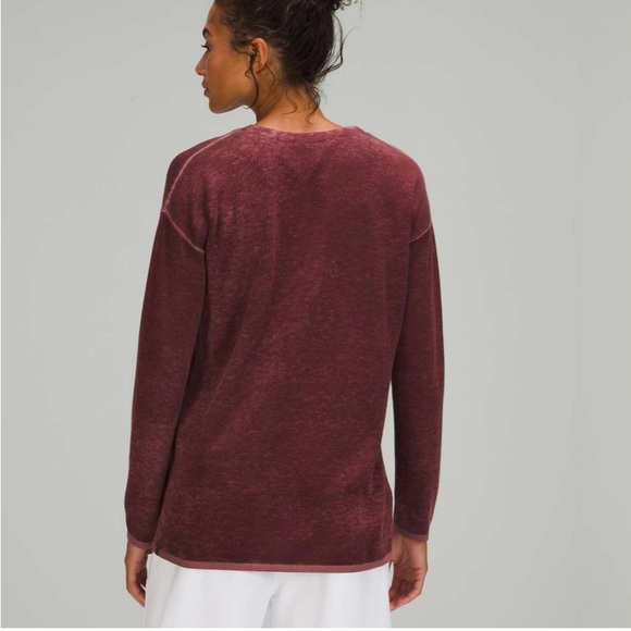 Lululemon Cashlu V-Neck Sweater
Red Merlot / Spiced Chai - Picture 2 of 8